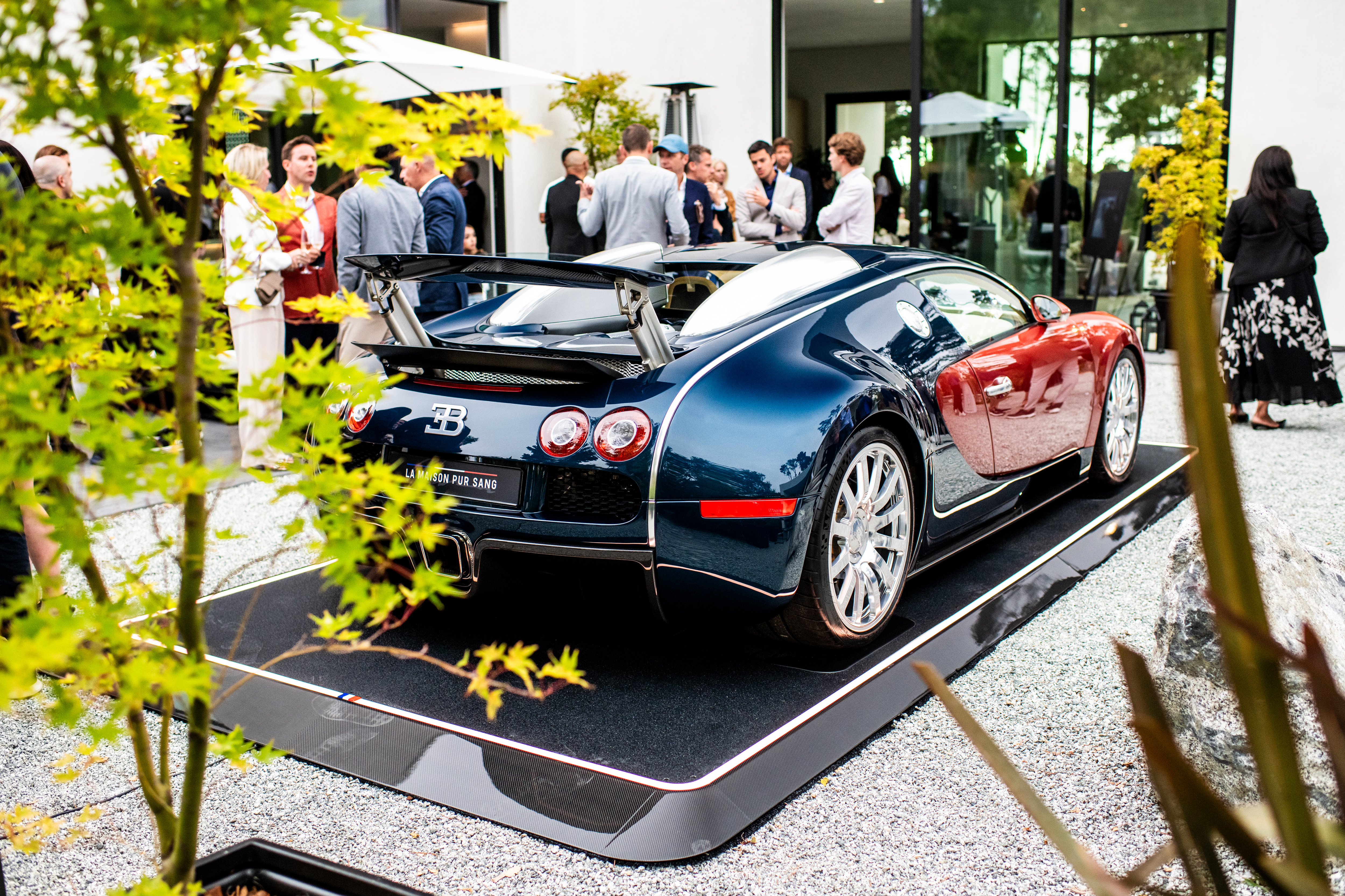 Bugatti presented the ‘La Maison Pur Sang Veyron 20 Years’ at Monterey Car Week 2026.
